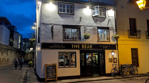 Exterior photo of the Bear, Oxford